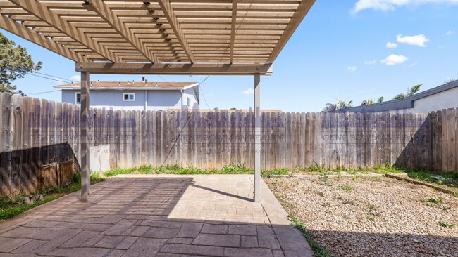 Building Photo - Cypress