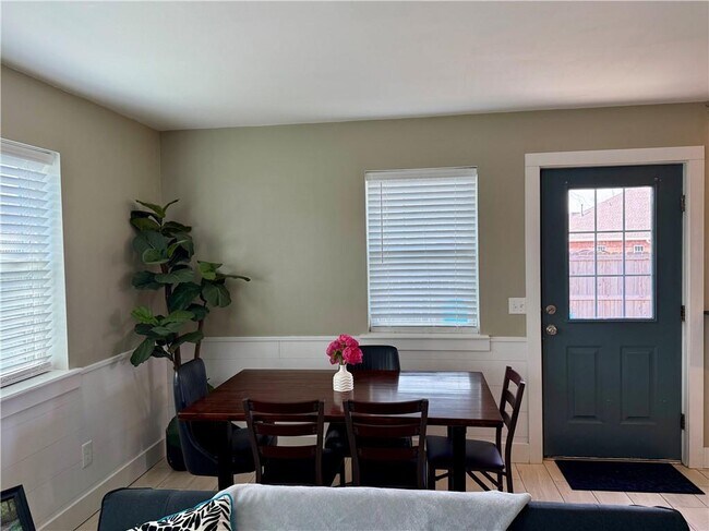 Building Photo - 2501 Purdue Cir