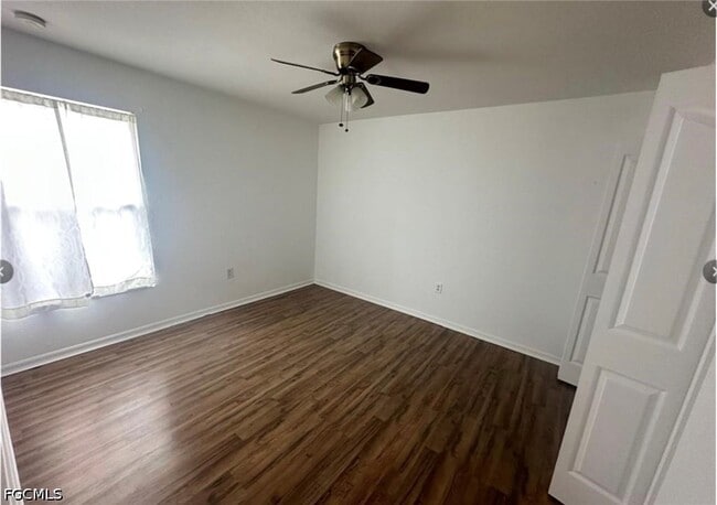 Building Photo - 2115 NW 19th Ave