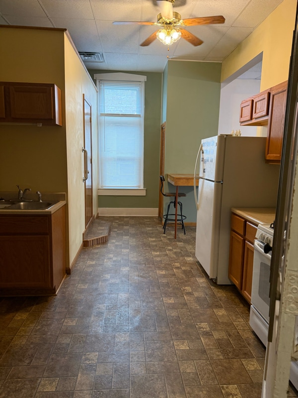 Building Photo - 111 N Market St