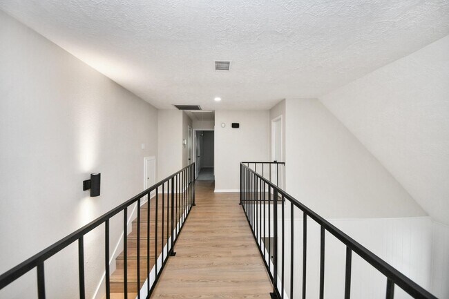 Building Photo - 3510 Willie Way