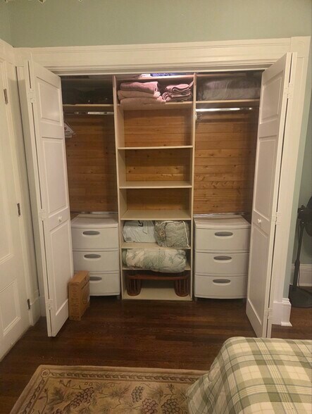 Building Photo - 73 Pinckney St