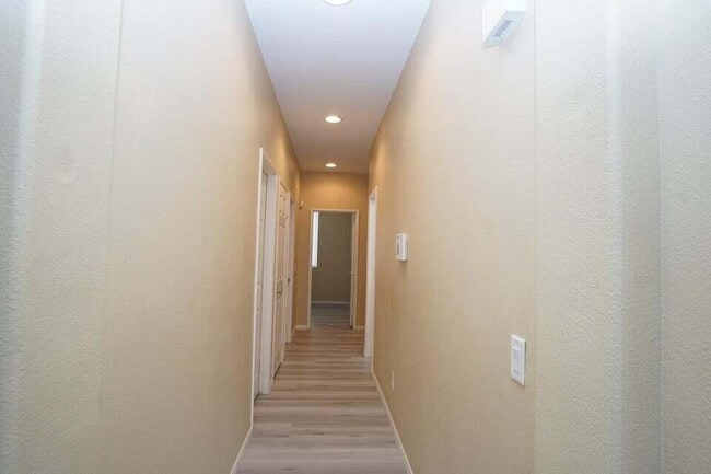 Building Photo - 37648 Beeston Ct