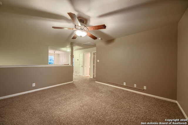 Building Photo - Situated on a desirable corner cul-de-sac lot!!