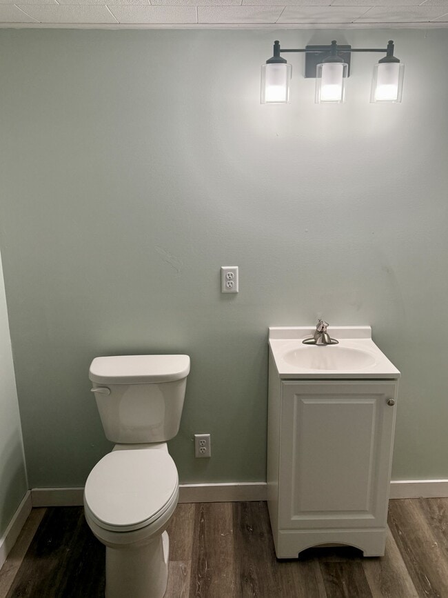 Building Photo - 401 W Douglas Ave