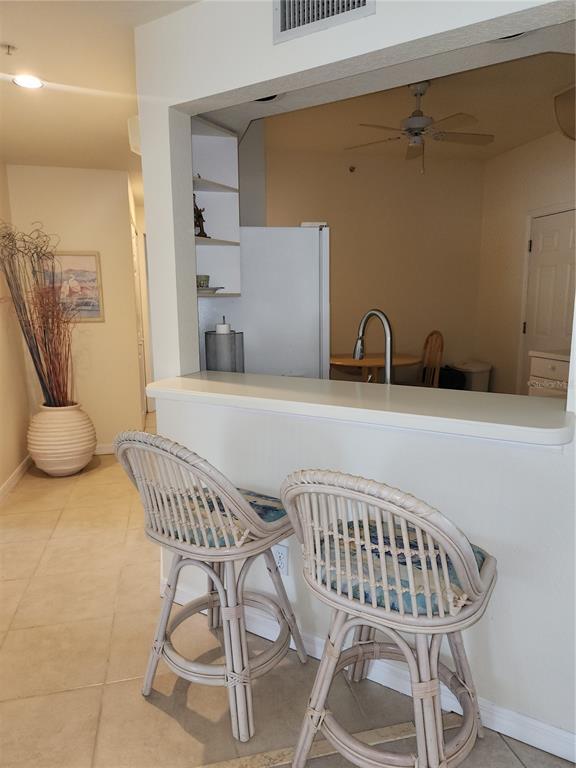 Building Photo - 6566 Fairway Gardens Dr