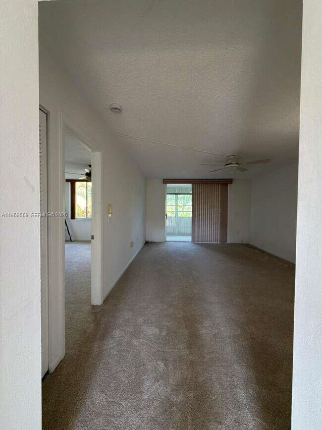 Building Photo - 6750 Royal Palm Blvd