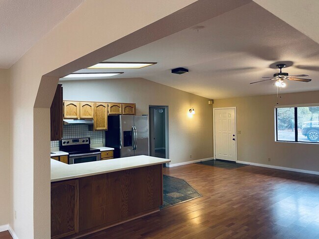 Building Photo - VILLAGE OF OAK CREEK