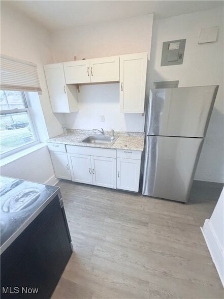 Building Photo - 13671 Euclid Ave