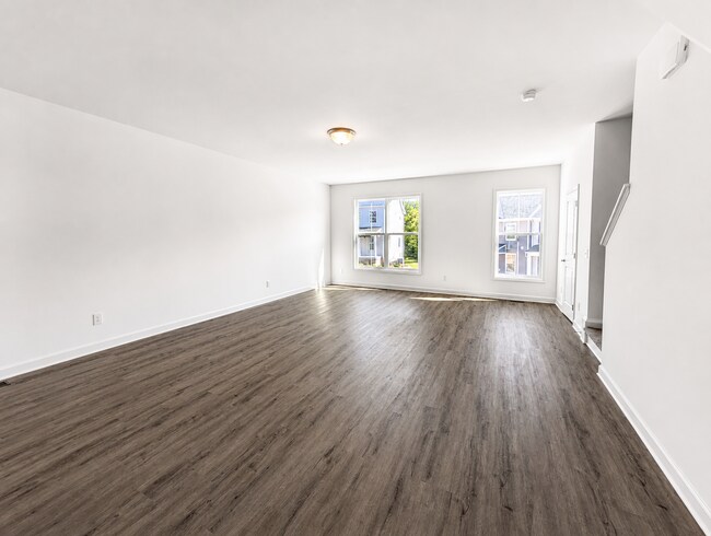 Building Photo - Modern Blacksburg Townhome with Garage, Balcony, Internet & Water Included with the Rent