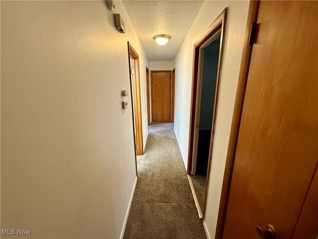 Building Photo - 1916 17th St SW