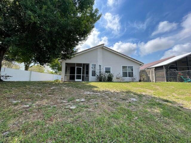 Building Photo - 12077 Pointe Cir