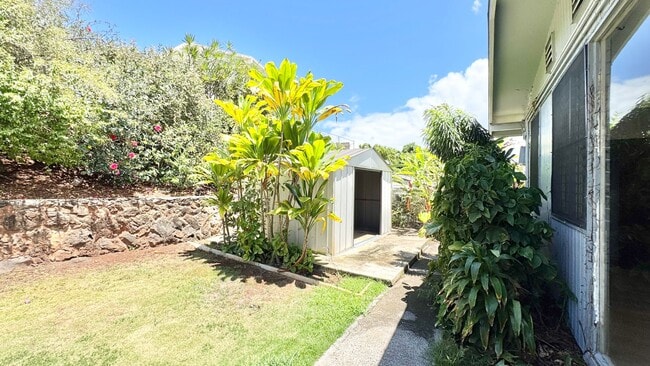 Building Photo - SPACIOUS 4 BEDROOM HOME IN DESIRABLE AIEA ...