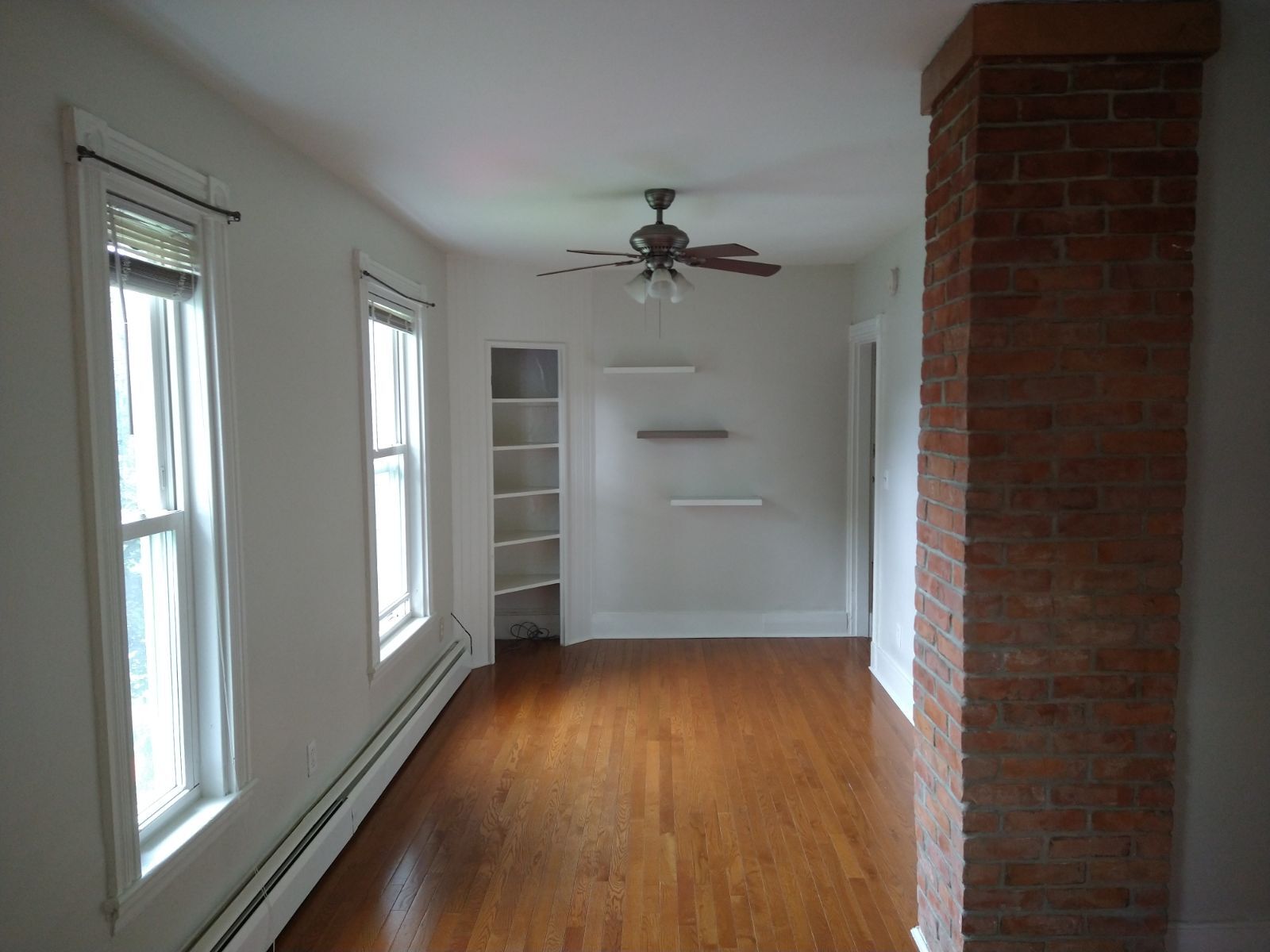 Building Photo - 184 Forest Ave