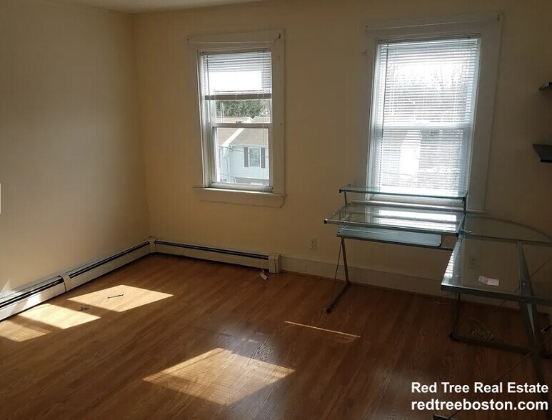 Building Photo - 5 Albemarle St