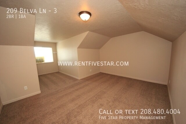 Building Photo - 209 Belva Ln