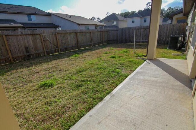 Building Photo - Bavaria - 12218 Gemma Ln, Houston, TX, 77044