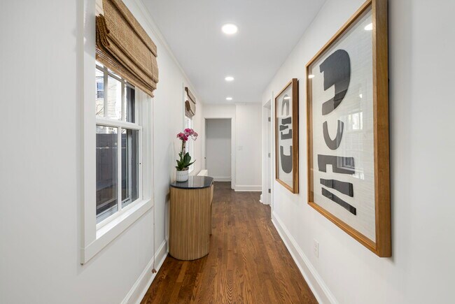 Building Photo - 23 Mt Vernon St