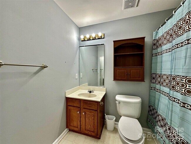 Building Photo - 11119 Amherst Glen Dr