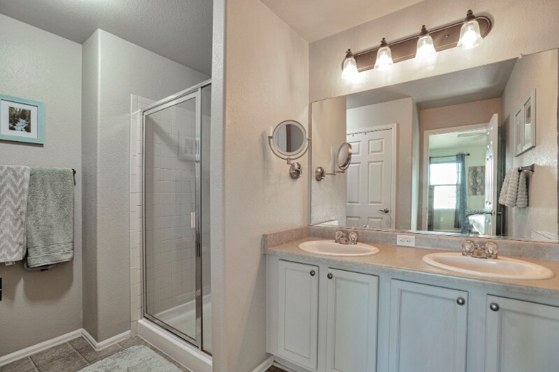 Building Photo - 11356 Jersey Dr