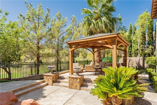 Building Photo - 12097 Oakland Hills Dr