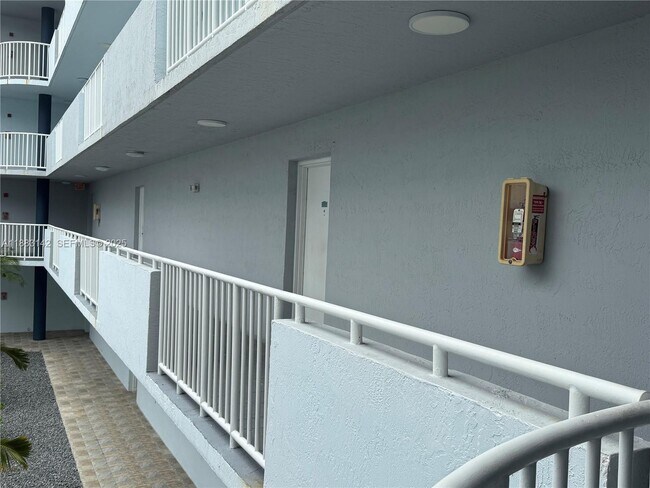 Building Photo - 8261 NW 8th St