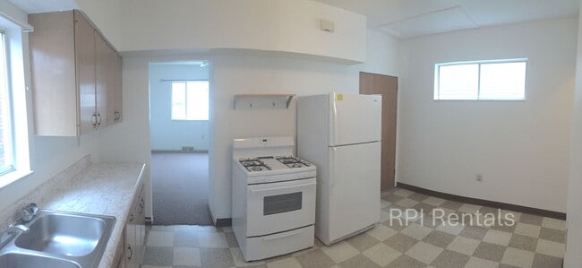 Building Photo - 116 Sedgwick St