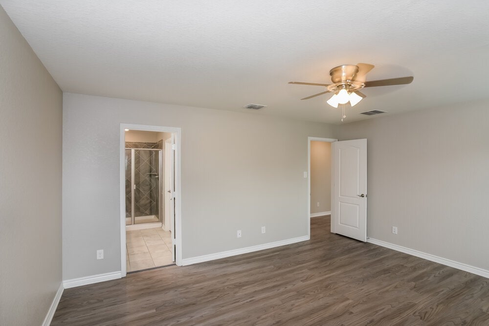 Building Photo - 14619 Jocasta Dr