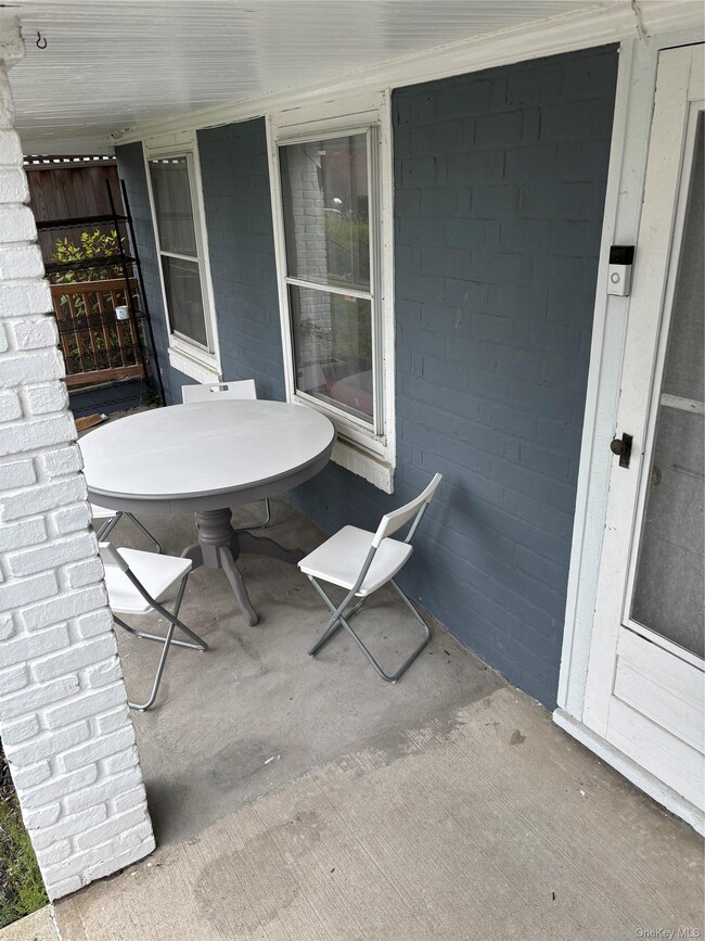 Building Photo - 157 Hudson Terrace