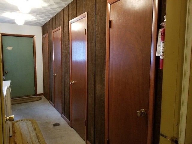 Storage Units - 103 S Spring St