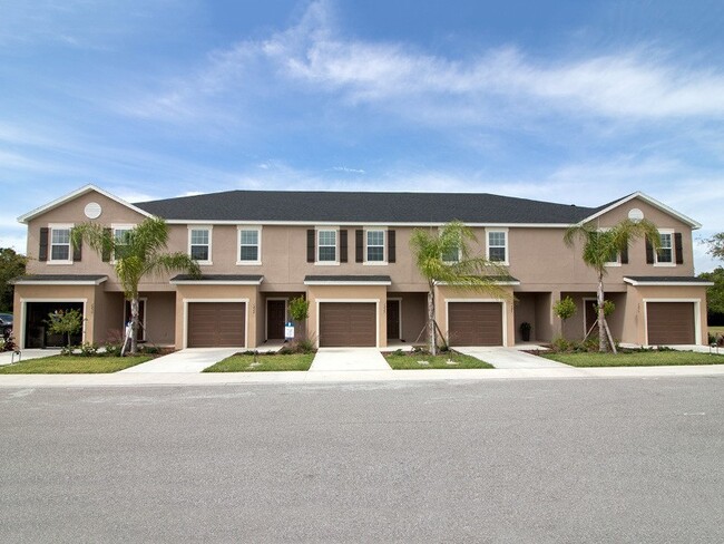 Primary Photo - 3/2 Townhouse Near University Parkway