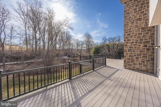 Building Photo - 115 Bullock Rd