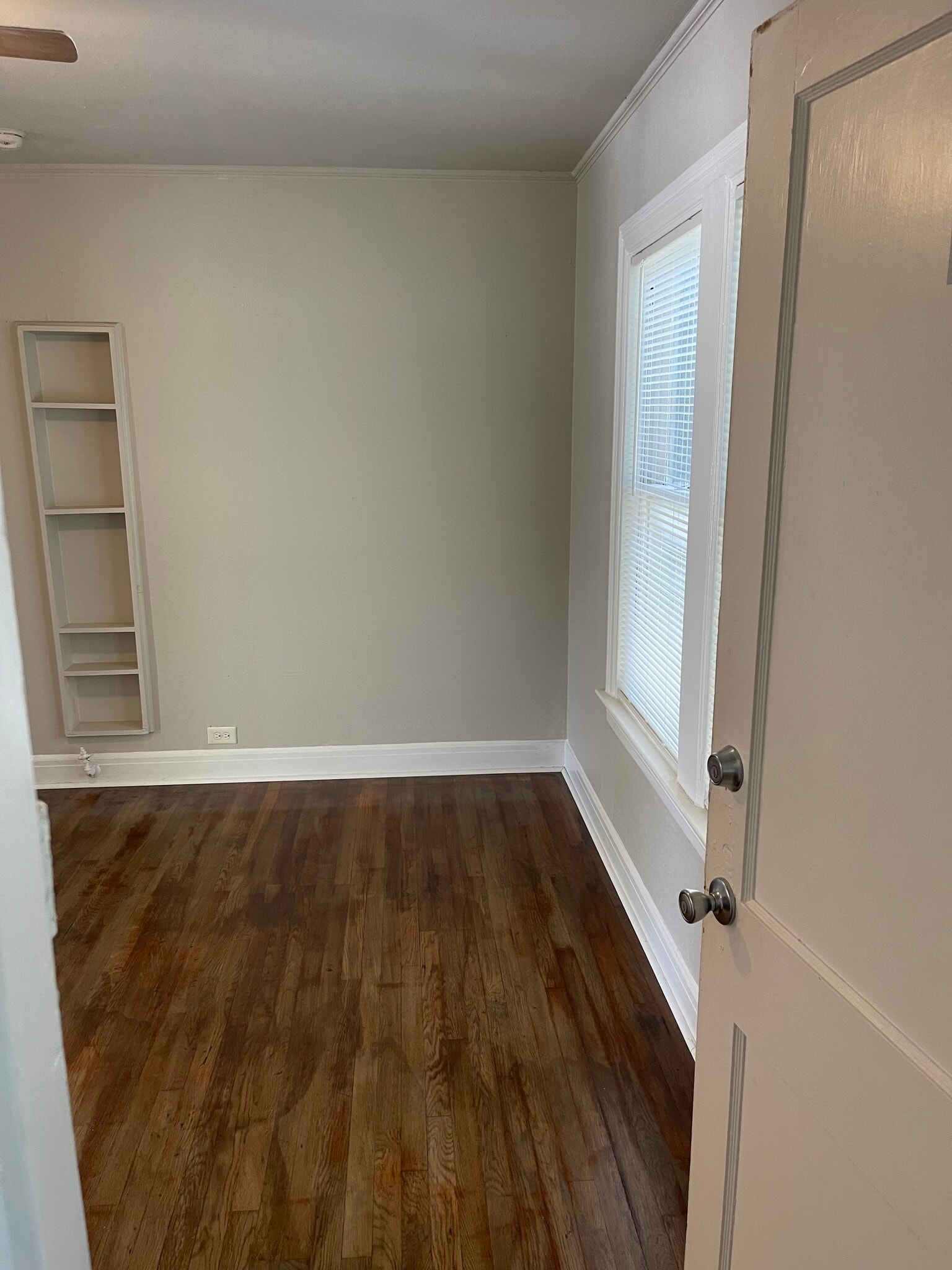 Building Photo - 2415 Avenue G