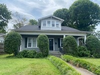 Building Photo - 1122 Nutwood St