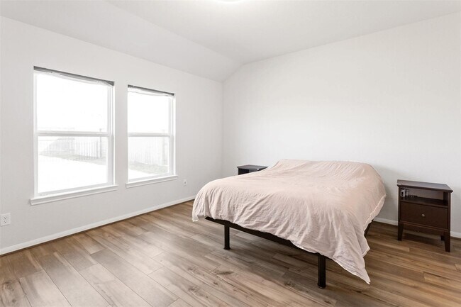Building Photo - 2533 Allegretto Sea Dr