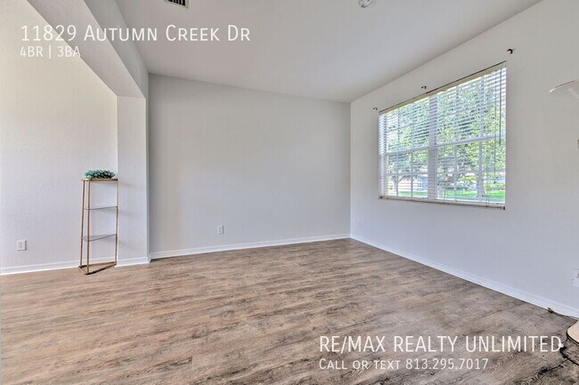 Building Photo - 11829 Autumn Creek Dr