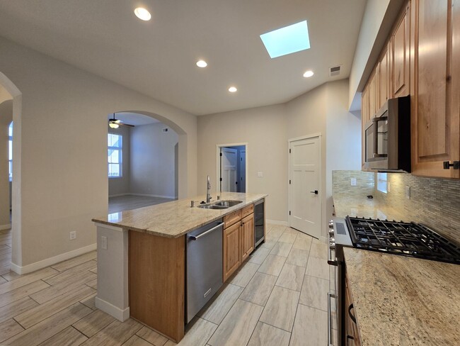 Building Photo - 3161 Viale Tresana Ct