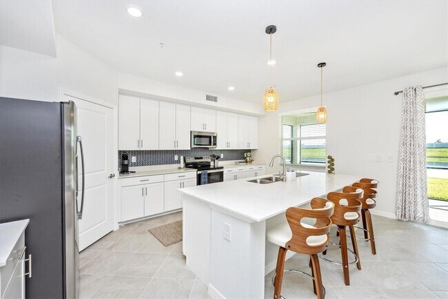 Building Photo - 12640 Radiance Ct