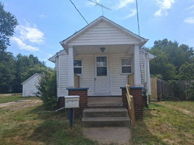 Building Photo - 2330 7th St NE