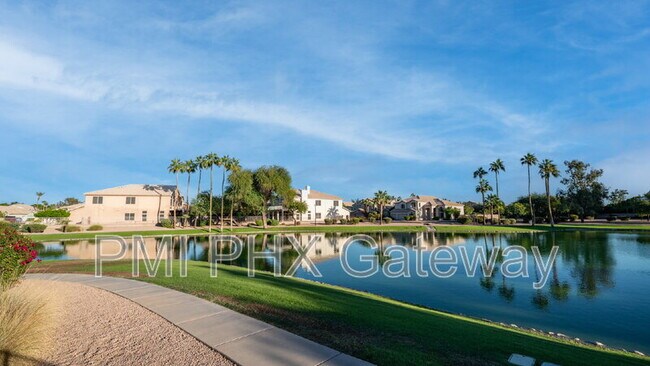 Building Photo - 1891 E Oasis Dr