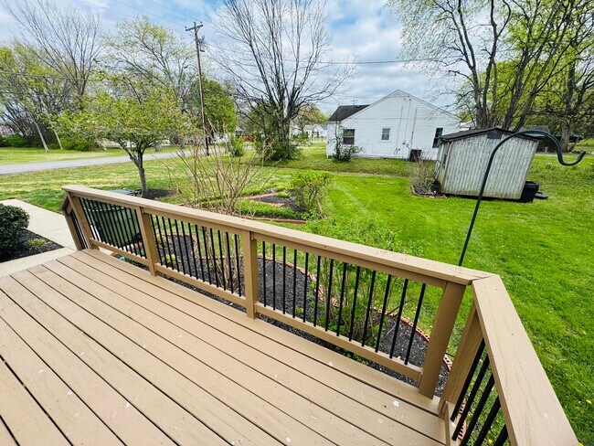 Building Photo - 3-BED, 2-BATH SINGLE FAMILY HOME WALKING DISTANCE TO CUMBERLAND!