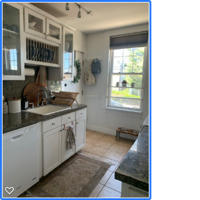 Building Photo - 164 Pearl St