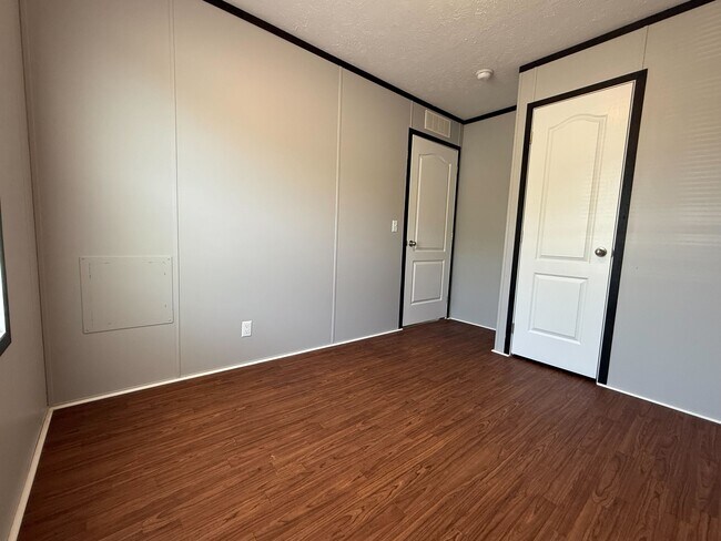 Building Photo - 12420 St Michel Ave