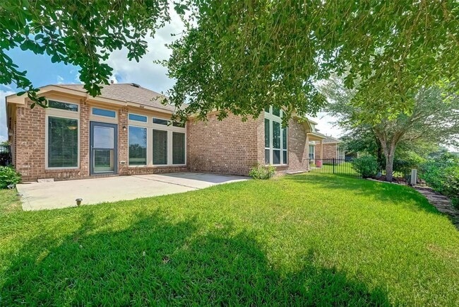Building Photo - 26243 Crystal Cove Ln