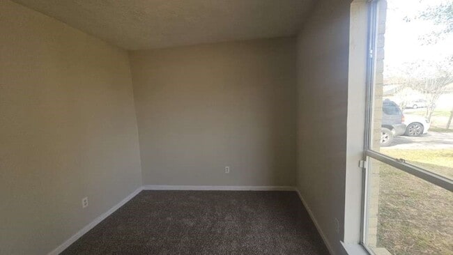 Building Photo - 12311 Kings Chase Dr