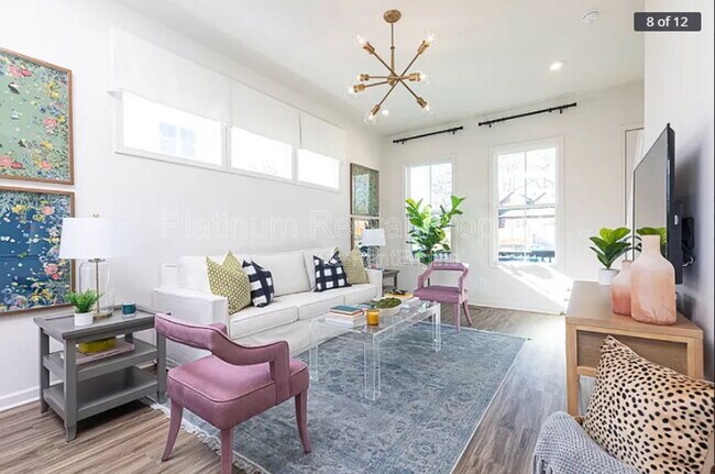 Building Photo - 146 Color Cir