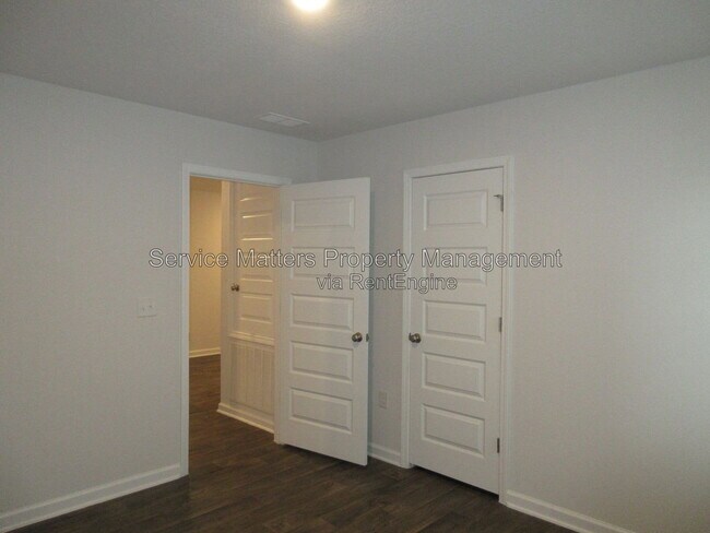 Building Photo - 5588 Lancelot Trl