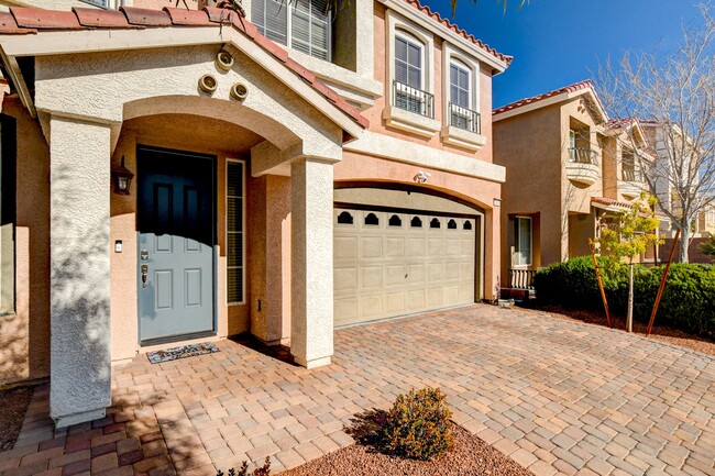 Building Photo - 6416 Shawnee Springs Ct