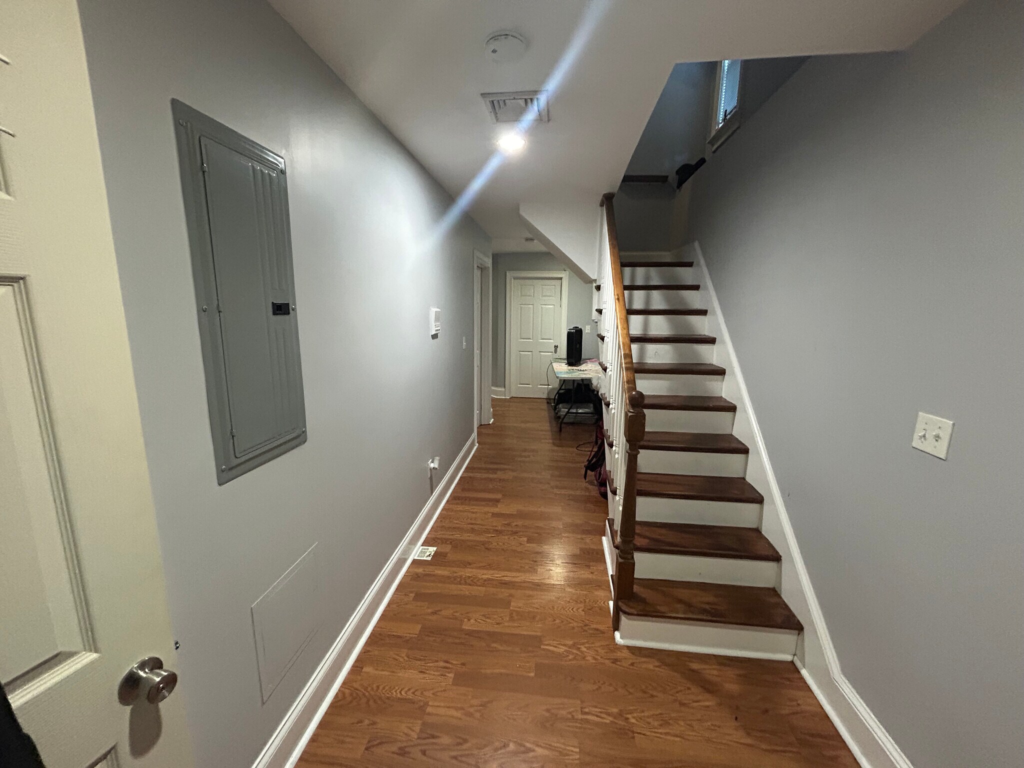 Building Photo - 719 Parker St