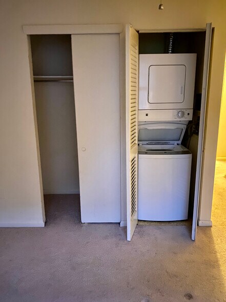 Bedroom 2 closet 2 with washer/dryer - 4641 28th Rd S